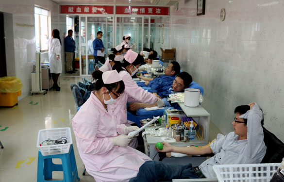 上上員工無(wú)償獻(xiàn)血迎“五一”