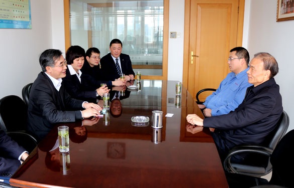 中國(guó)建設(shè)銀行常州分行行長(zhǎng)尹家健一行來上上集團(tuán)走訪