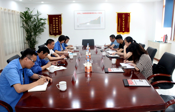 送政策、進企業(yè)、促發(fā)展——市人社局領導走訪上上