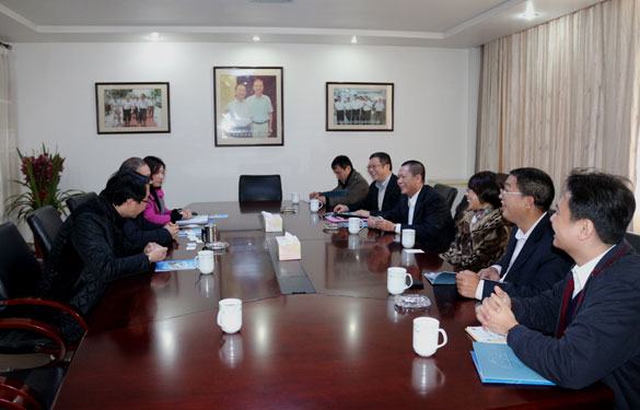 14616603007849914fZa.jpg IMG_2467-1.jpg